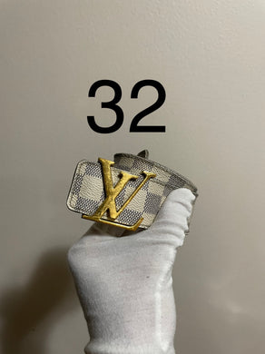 Louis Vuitton damier azure initials belt gold buckle sz 32 (fits 26-30)
